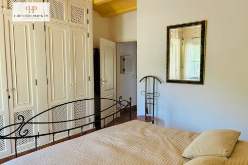 Schlafzimmer 2