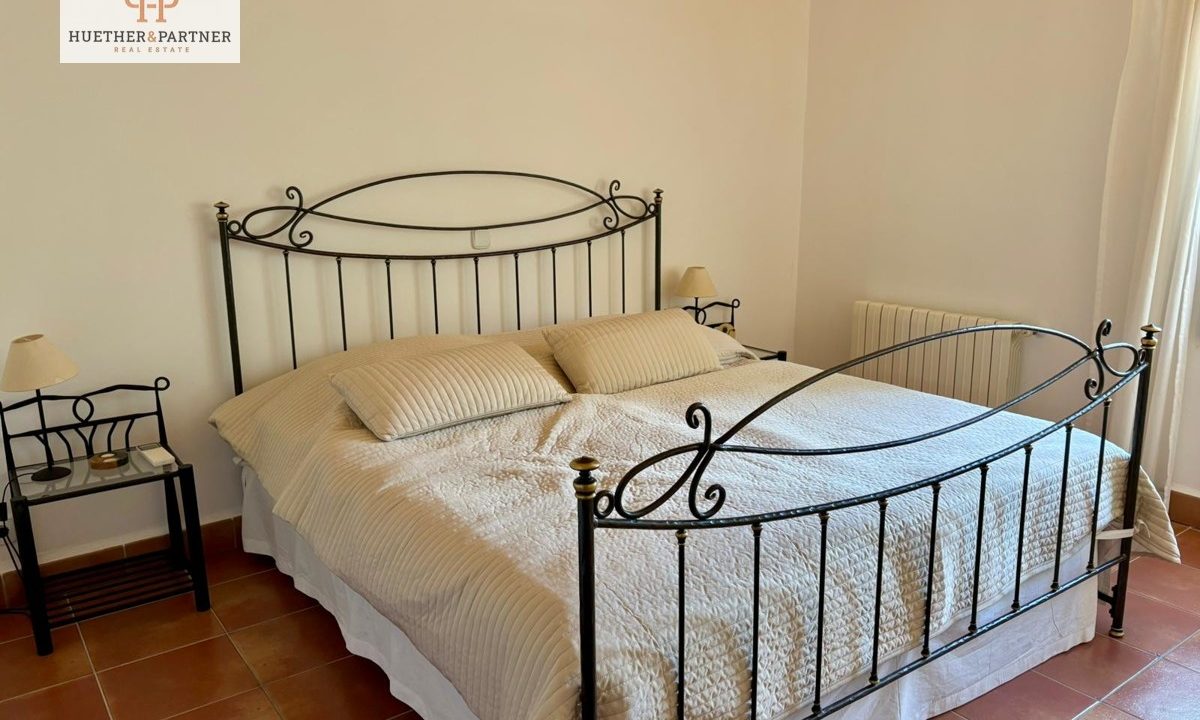 Schlafzimmer 2