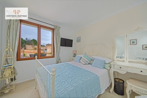 1.OG Schlafzimmer