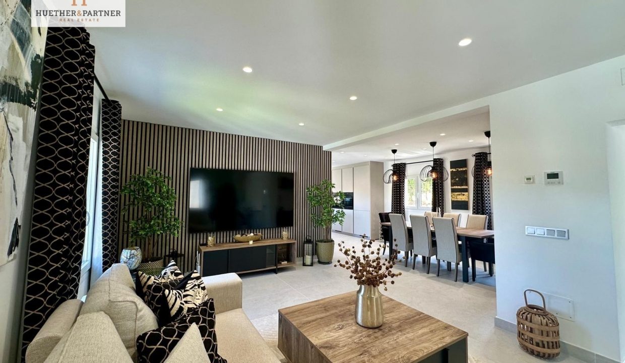 ea817ad4-df6d-48dc-b85f-63f7b0824734