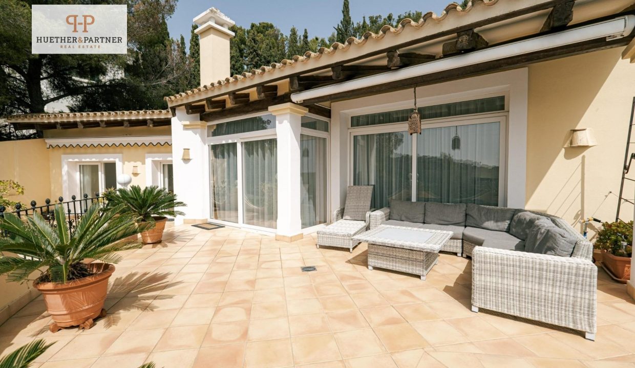 01aa92ff-3bd2-449c-b762-5003673c5f19