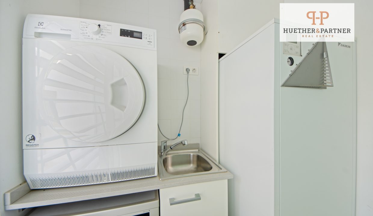 12e7aef0-2324-4dd6-b5c8-ec7fd672b7b3