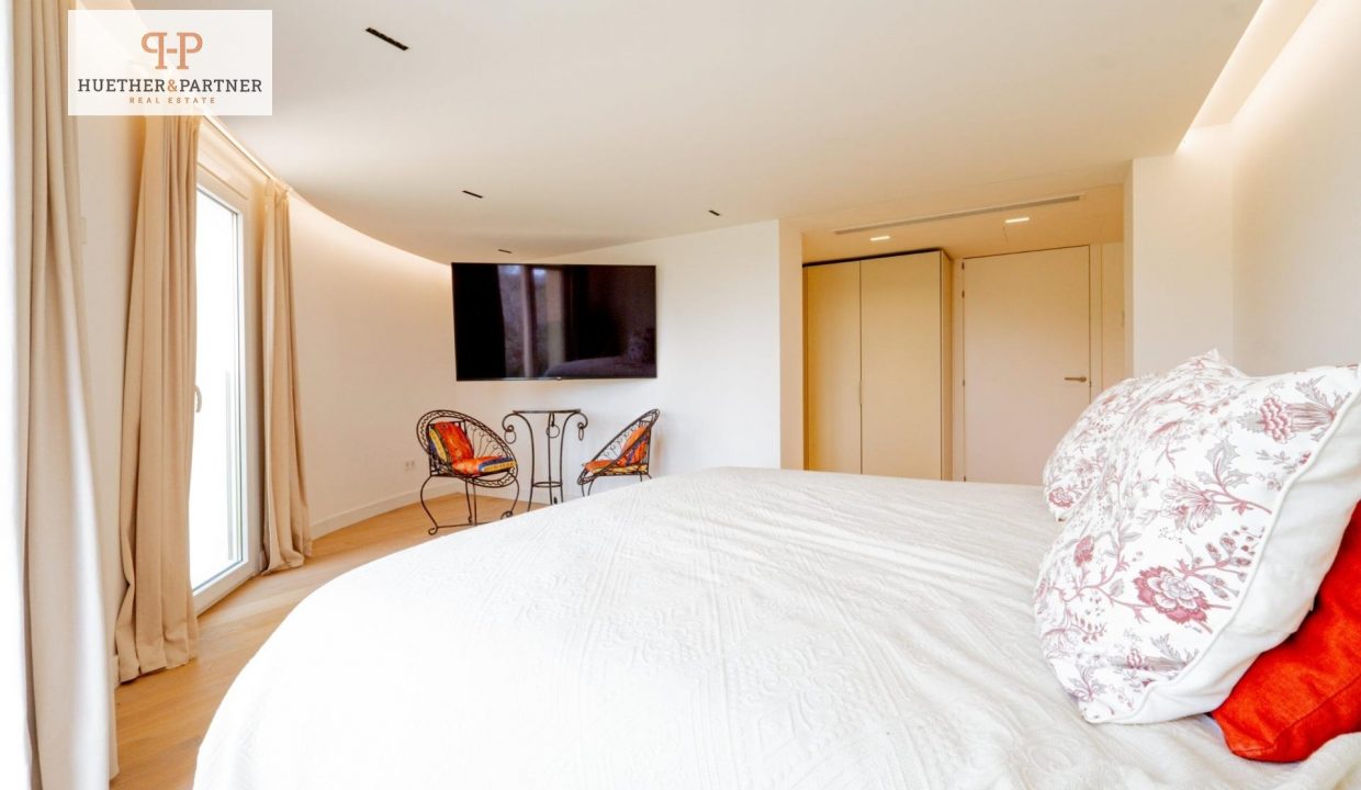 6a07d72d-9d04-41ce-b6ea-4c0fa617d1ae