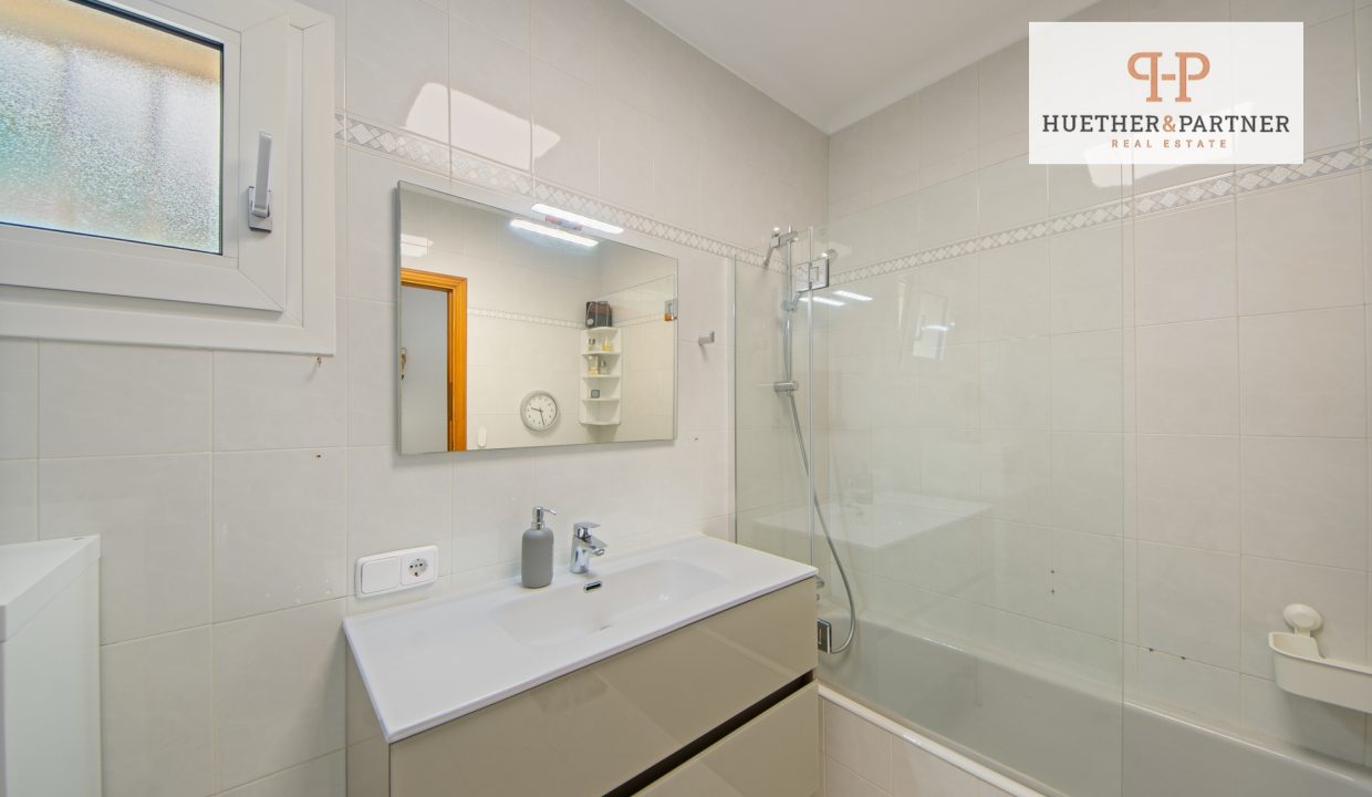 6b81871f-ee77-4968-86b6-32e4bb6f2d3e