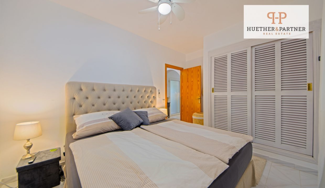 8b37ff30-0254-43f2-bc1e-519b915b36e7