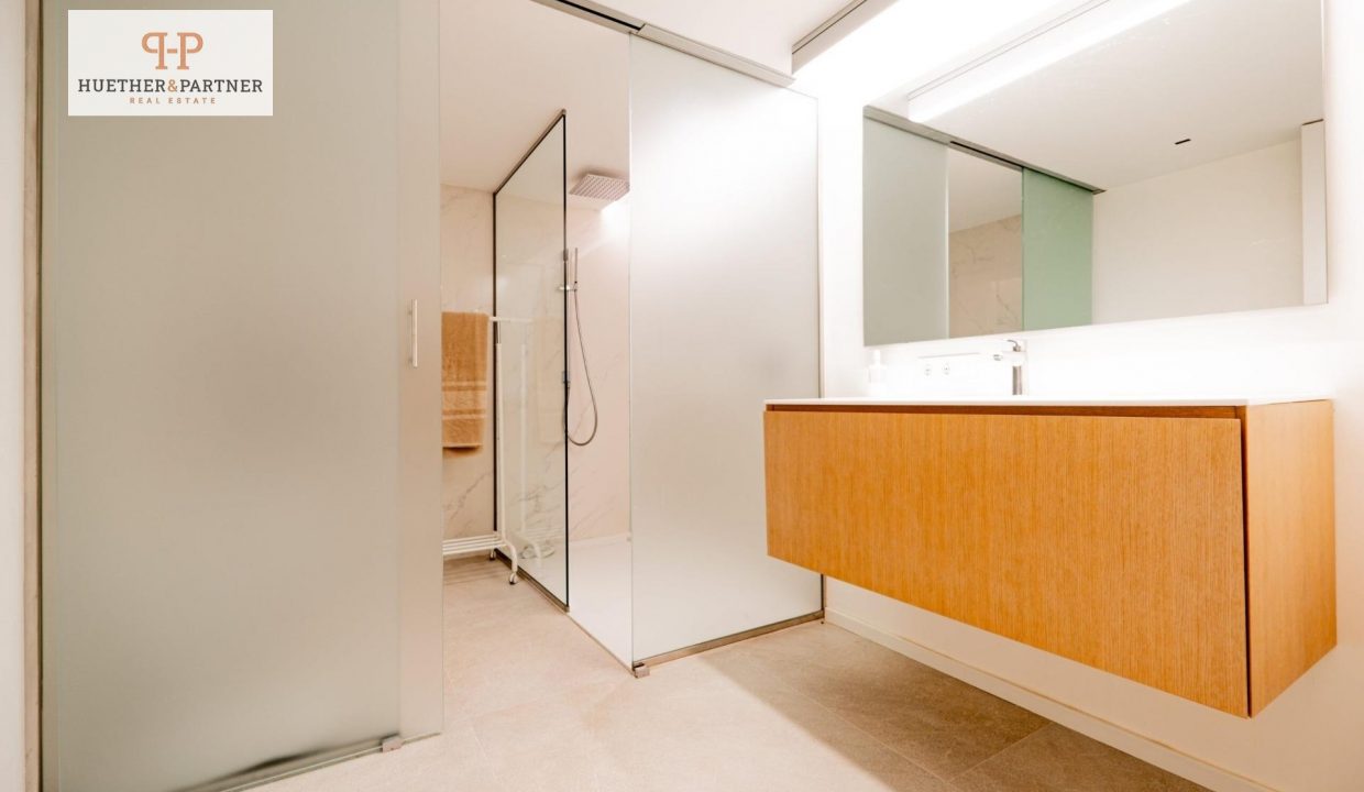 96fa4119-7832-454c-85a9-6f02702b6cb0