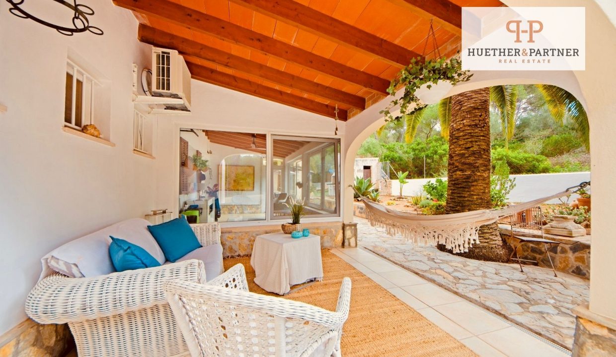 e12951ec-e445-43f0-a210-490cba1b2eae