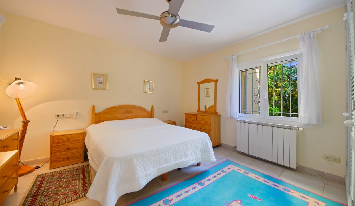 2c1e3036-9a99-4a8e-ad2d-4a684a23fb85