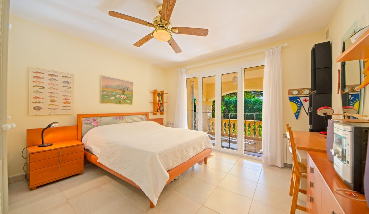 755572b5-7d03-4264-b66c-2a6a8d8066e4