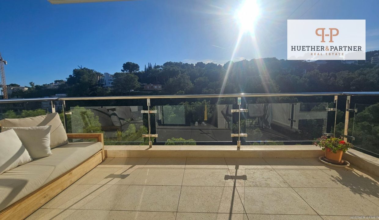 bd0dc9d9-5e59-4cac-8259-c89cc5963fdb