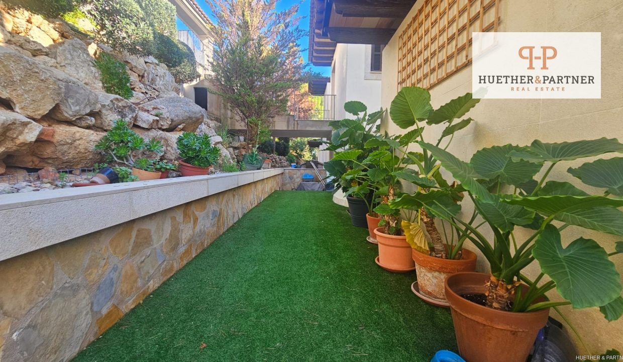 c6dccbf4-6f24-4f75-80fa-96c31b128f68