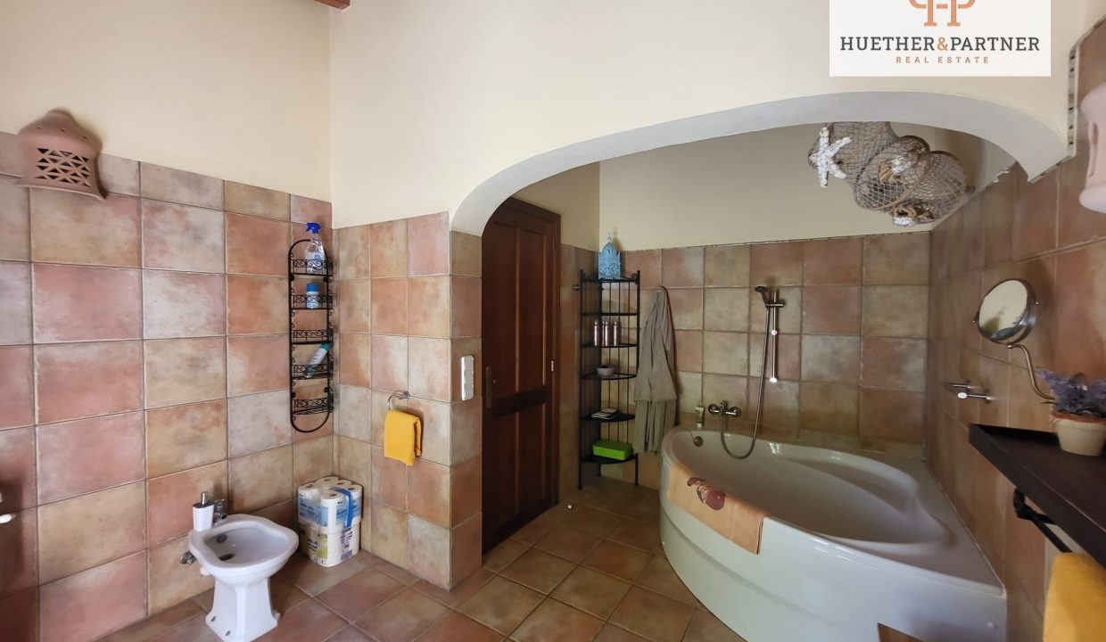 06e9f032-f294-4cfe-b8f7-363fb89c868f