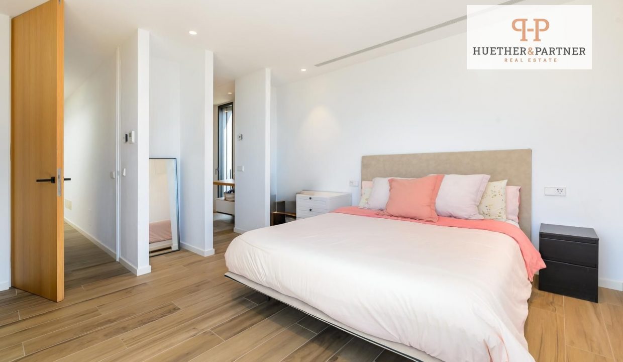 401ac473-08a2-4c98-9bf1-4003cff6e512