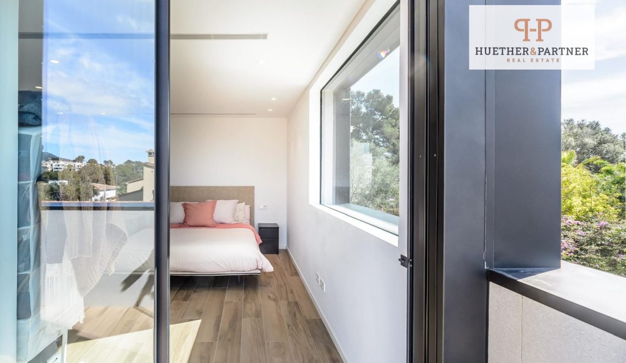 ae7cd3b7-0adc-4a06-b65c-074007b37d2b