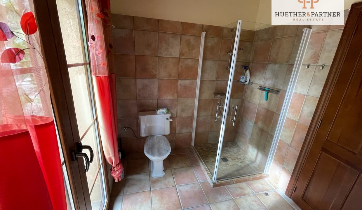 d7fdccc7-0119-48e5-8f1b-c4f4c129e53e