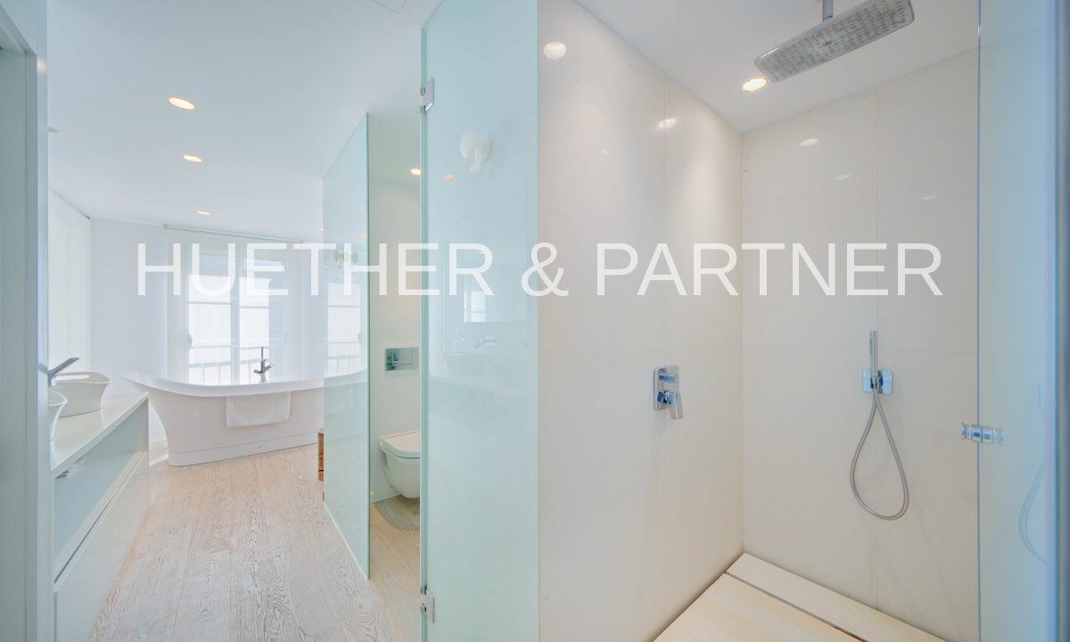 Bad am Master-Bedroom