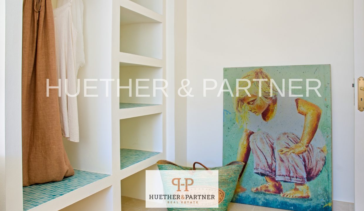 2fa41ba2-6e78-4065-834a-6fbc590bf10d