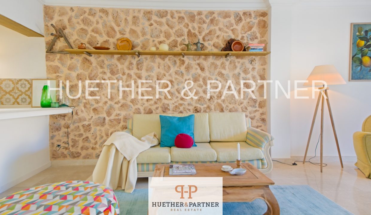 fceb6c5e-614d-436a-9245-cbac75fe459e