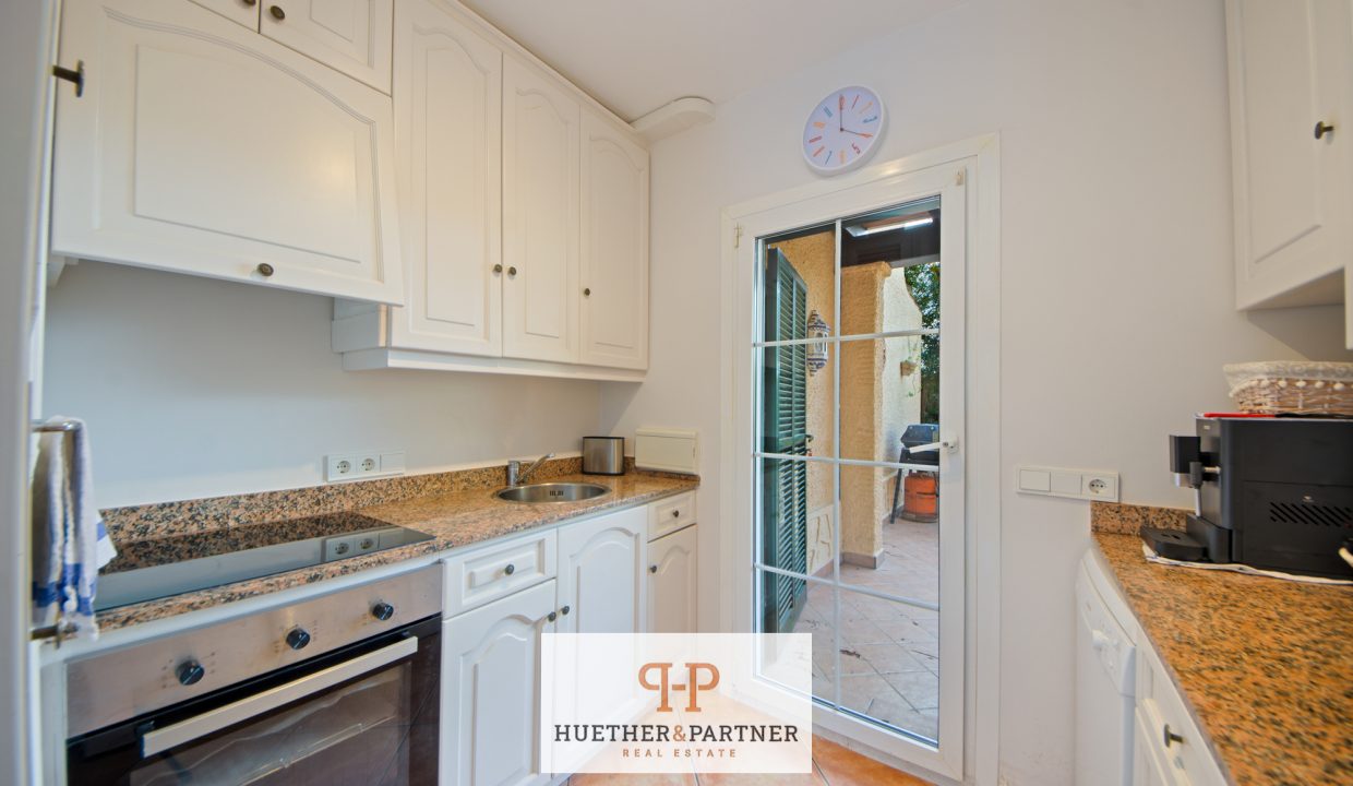 31a4e1b7-74b9-486a-9f1d-9e2398f86355