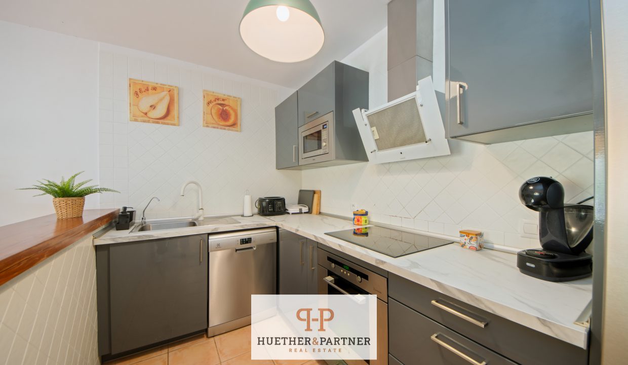 aaecbd4e-3caa-4f2b-9063-cc23a6202f45