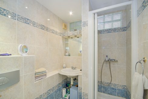 Badezimmer AP
